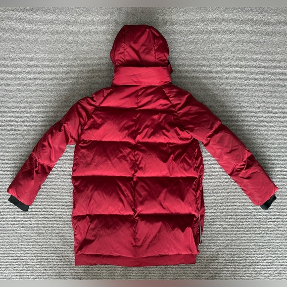 Fadshow "the Amazon Coat" Red Puffer Coat Jacket M Hooded - Picture 8 of 9